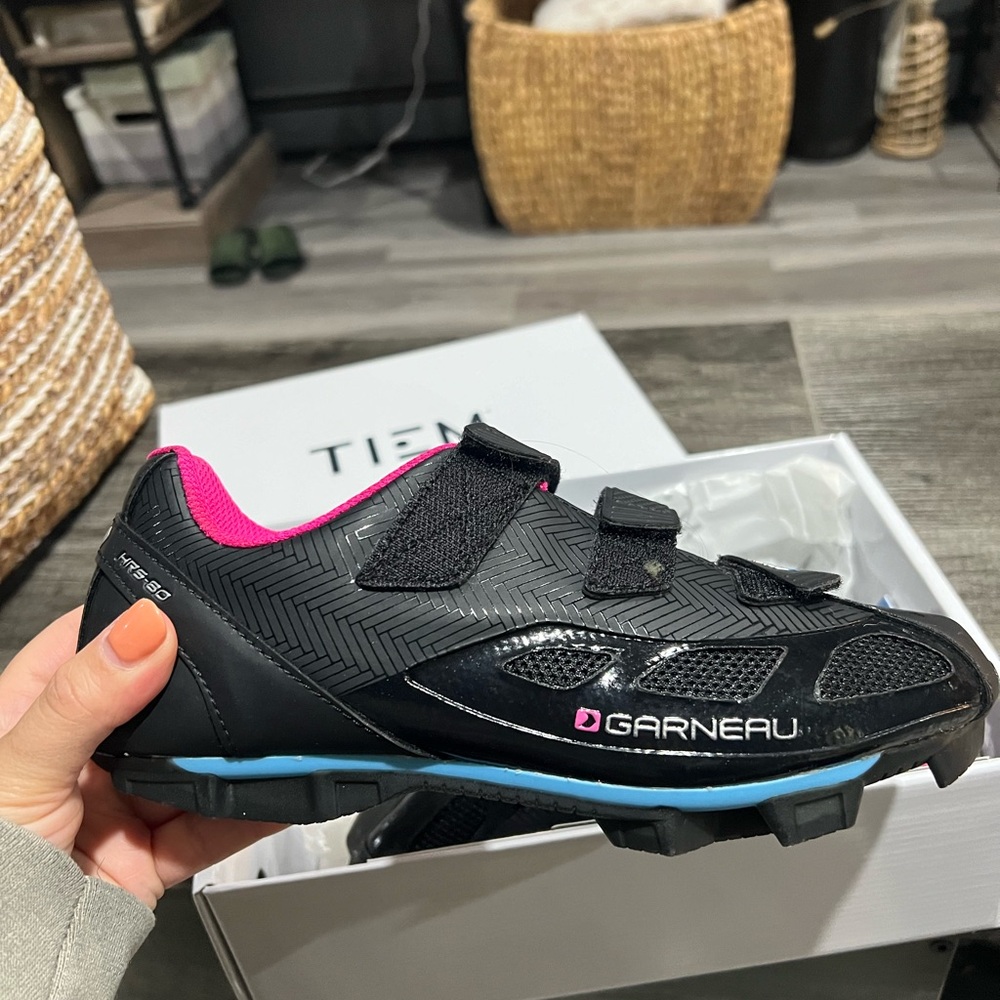 Indoor cycle sneakers with clips attached